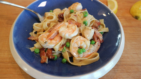Savory Garlic & Butter Shrimp, Pasta & Sweet Peas