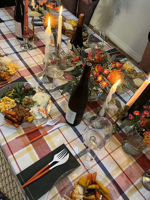 The Ultimate Sidekick: Using Savory Mushroom Gourmet Gravy for Holiday Feasts (Beyond the Turkey!)