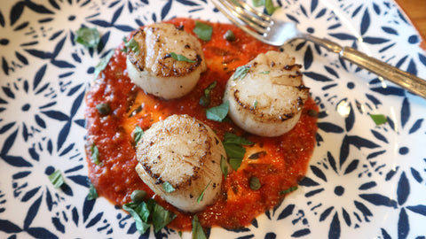 Tomato Basil Scallop Appetizer