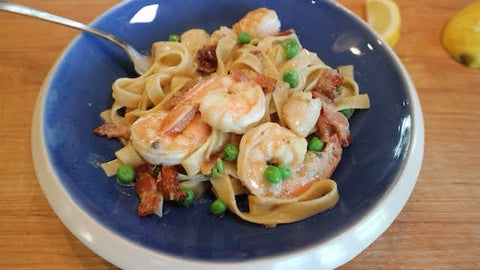 White Wine Lemon Garlic Pasta with Shrimp and Peas