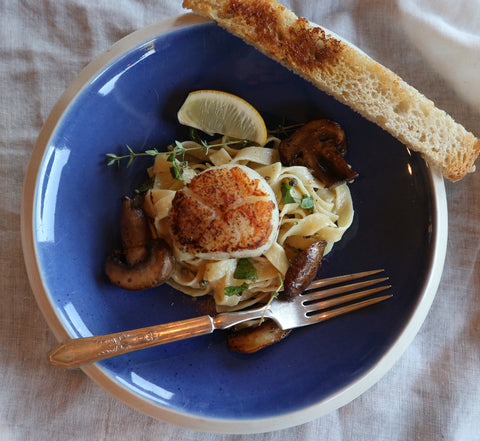 White Wine Lemon Garlic Pasta with Scallops